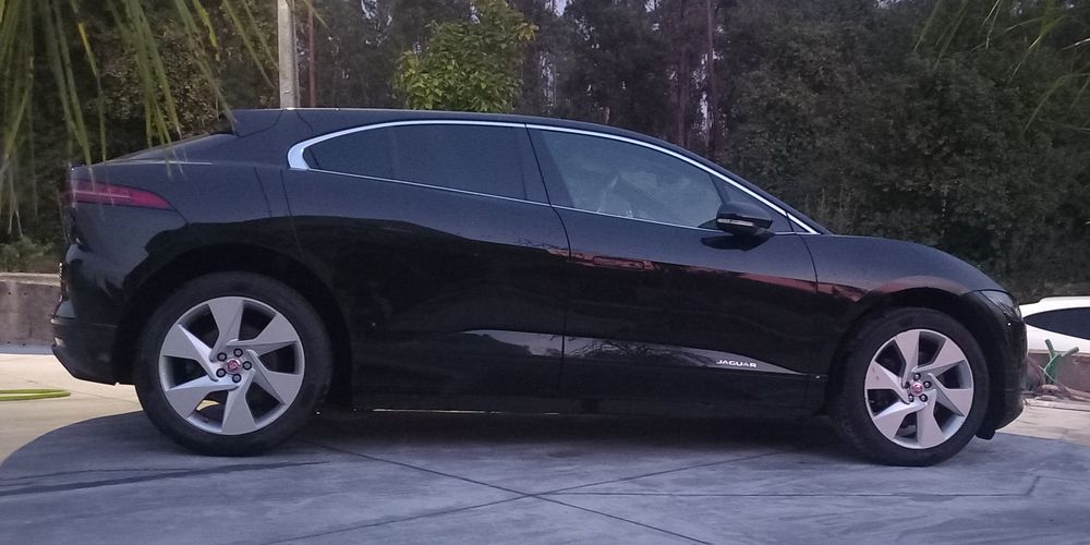 Jaguar I-Pace 400