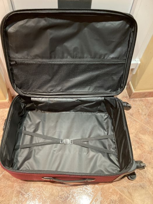 Mala de viagem de porão em bom estado