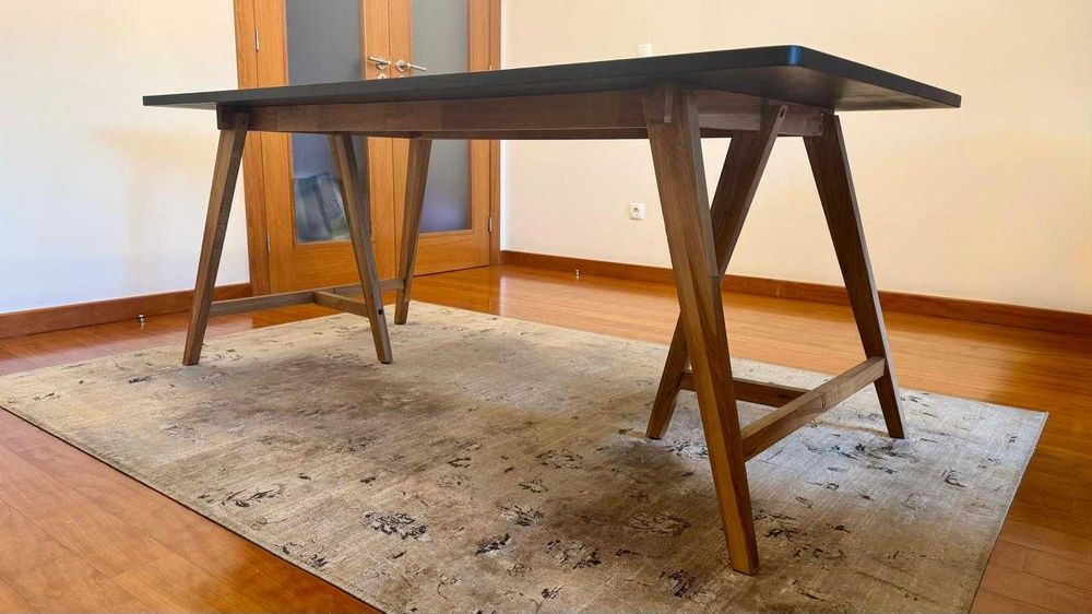 Mesa de jantar, 180x90cm, Area Store, excelente estado
