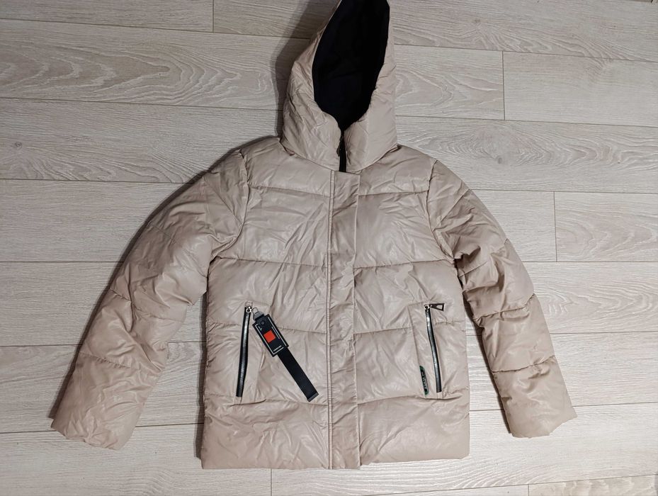 Женская зимняя куртка