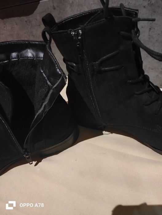 Buty damskie zamszowe botki