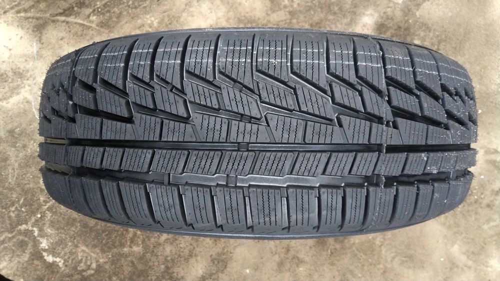 205/65r16 Opony zimowe nowe