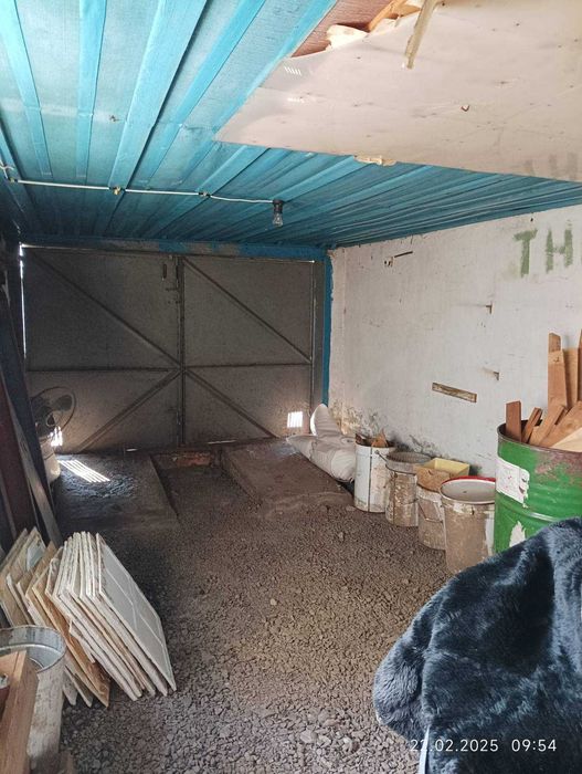 Продам.. дом в Мерефе (р-н Артёмовка).