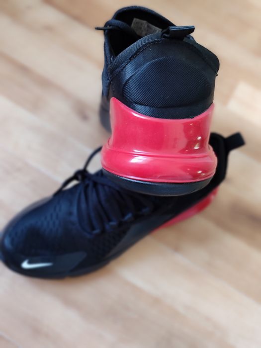 Nowe buty sportowe męskie