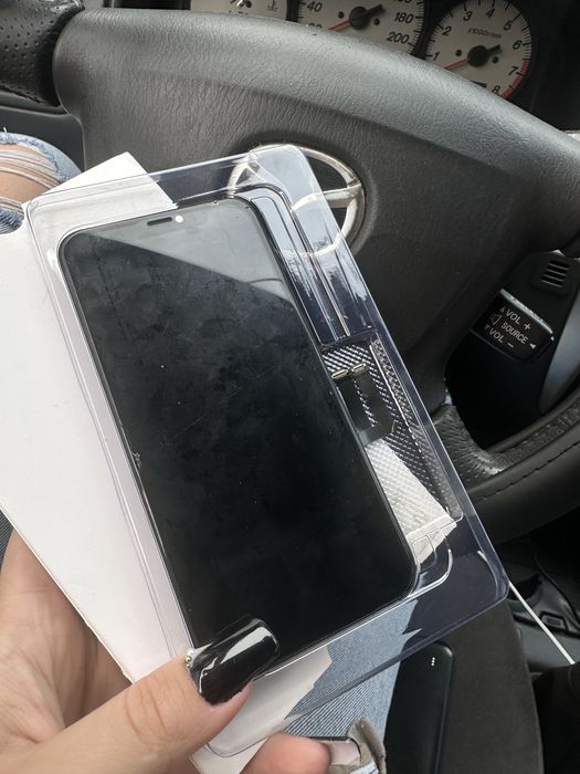 Екран iPhone 11