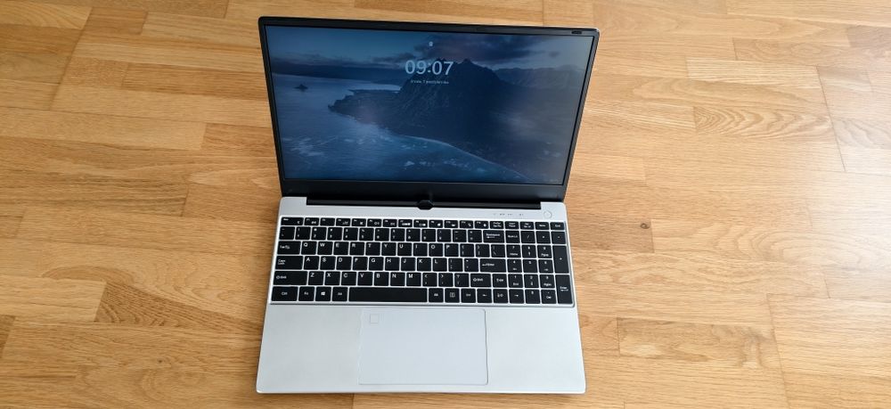 Laptop 15,6' idealny