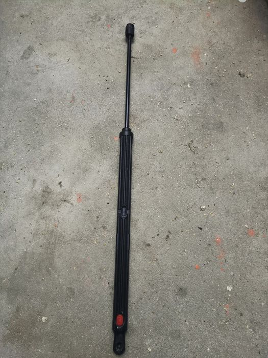 Amortecedor capô Mercedes