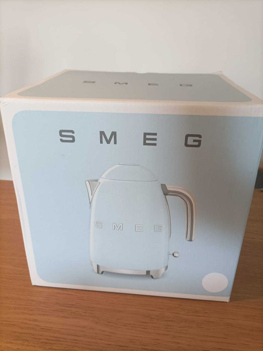 Chaleira Smeg KLF03WHEU Branco Aço inoxidável 2400 W 1,7 L - NOVO