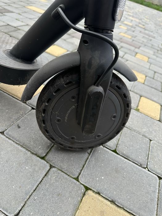 Продам електросамокат Sencor S20