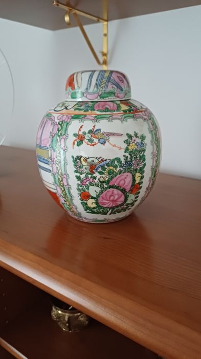Pote pintado à mão chinês