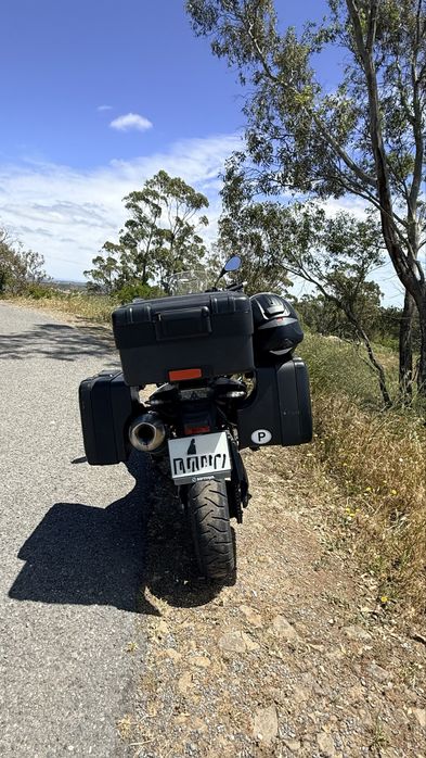BMW F700GS como nova