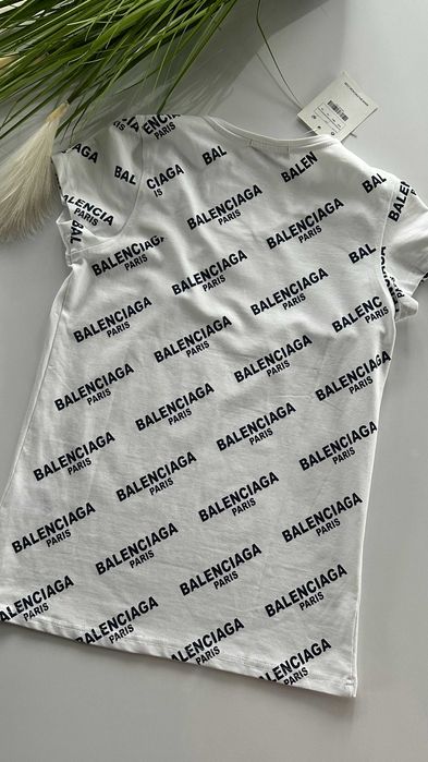 T- shirt podkoszulka biała nowa z metką  100% bawełna
