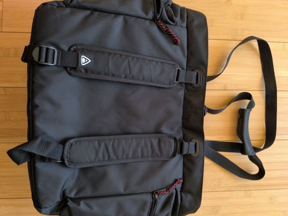 Torba z funkcją plecaka do laptopa