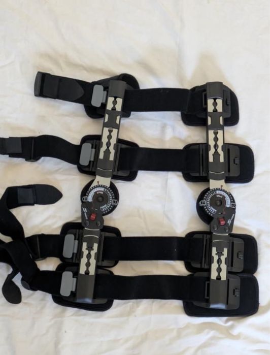 Ортез для коліна Donjoy X-Rom (США)