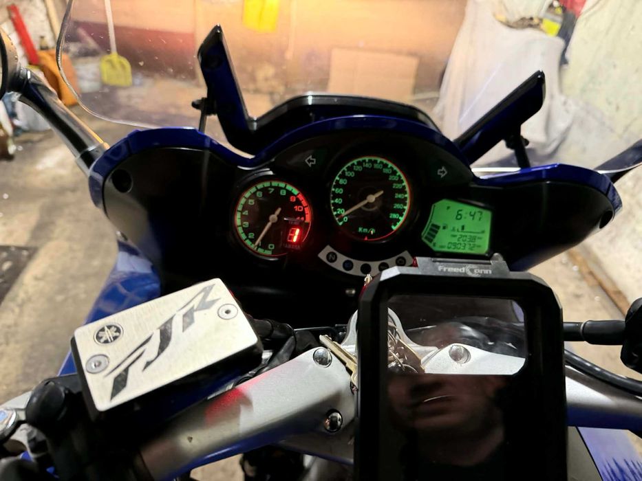 Motocykl Yamaha FJR