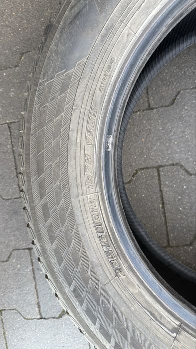235/60R18 Yokohama V905 1szt nowa