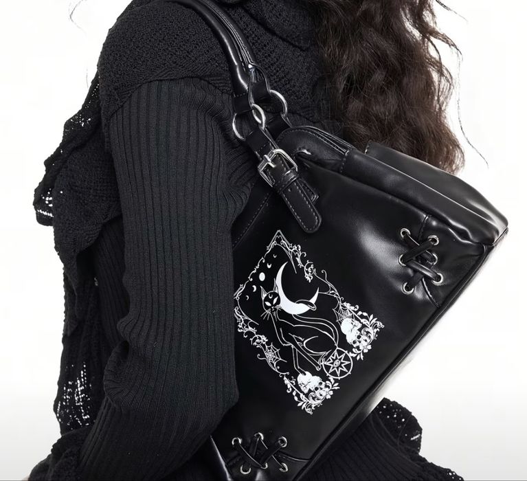 Жіноча готична сумка