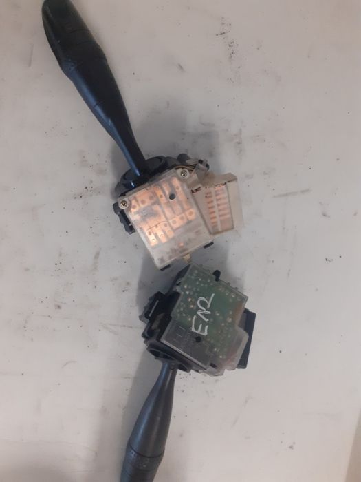 Manetki przełącznik zespolony toyota e12