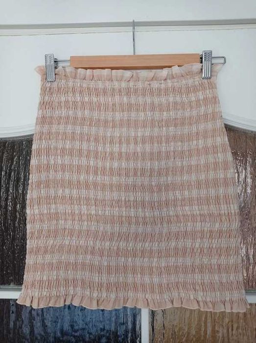 Marszczona spódnica mini w kratkę cottagecore gingham mini shirred skirt NA-KD rozmiar S