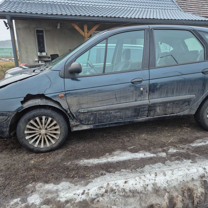Sprzedam auto Renault Scenic 1