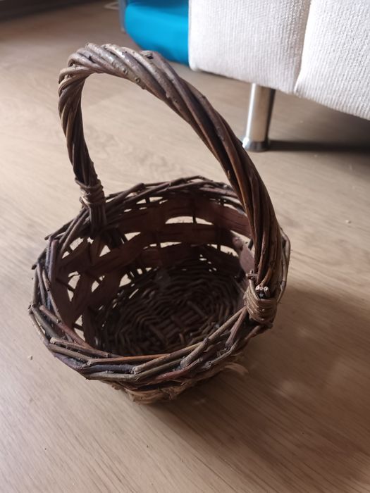 Cesto pequeno usado
