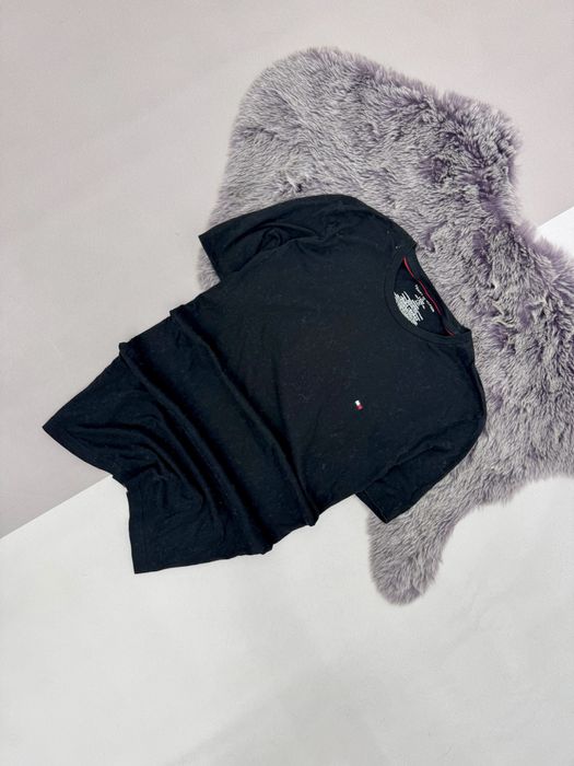 Футболка Tommy Hilfiger Л розмір Р1038