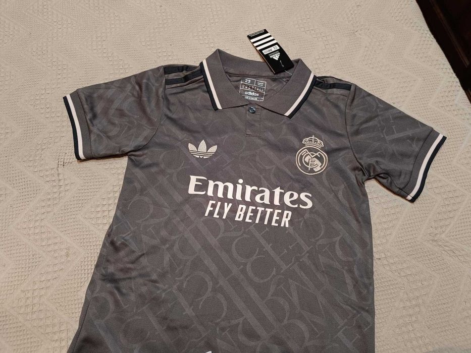 Camisola Criança Bellingham Equipamento Real Madrid NOVO
