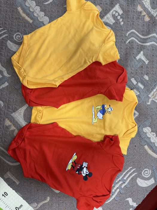 Продам недорого одяг від 0 до 9 місяців речі для двійнят