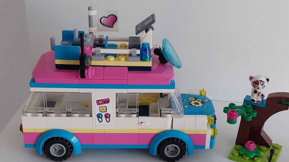 Zestaw Lego Friends 41 333 furgonetka Oliwii