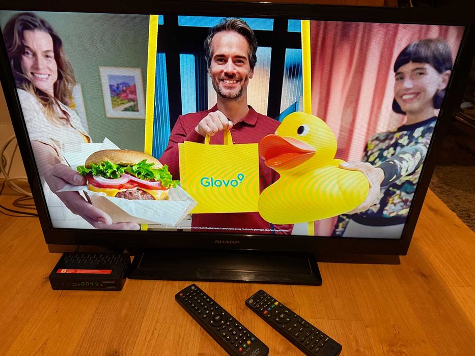Telewizor SHARP + DEKODER DVBT-2 naziemna + kablówka 32 cale kompletny