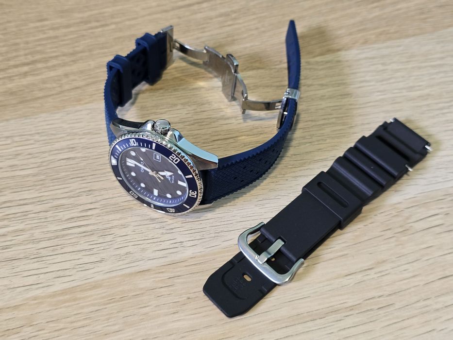 Relógio Casio "Duro" MDV 106