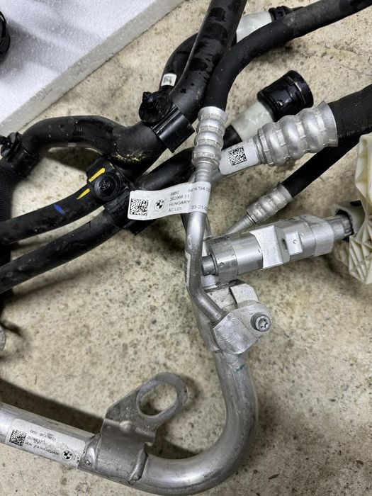 Трубки/шланги на BMW I4 m50