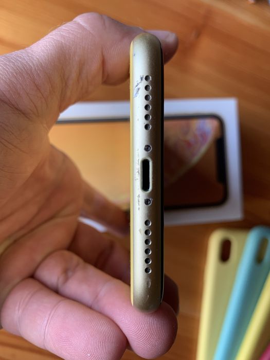 iPhone XR Gold 128Gb