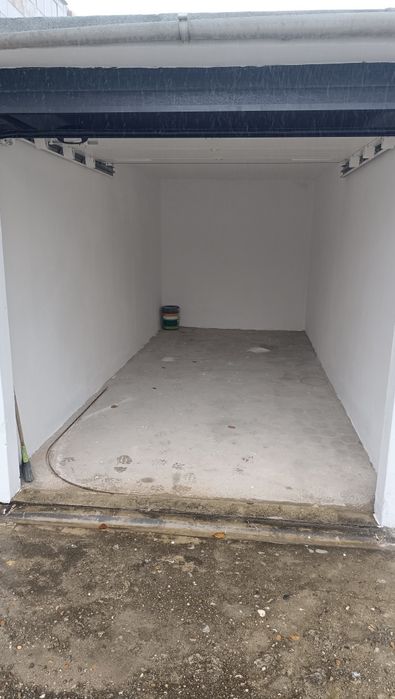 Garagem fechada Ermesinde Estação