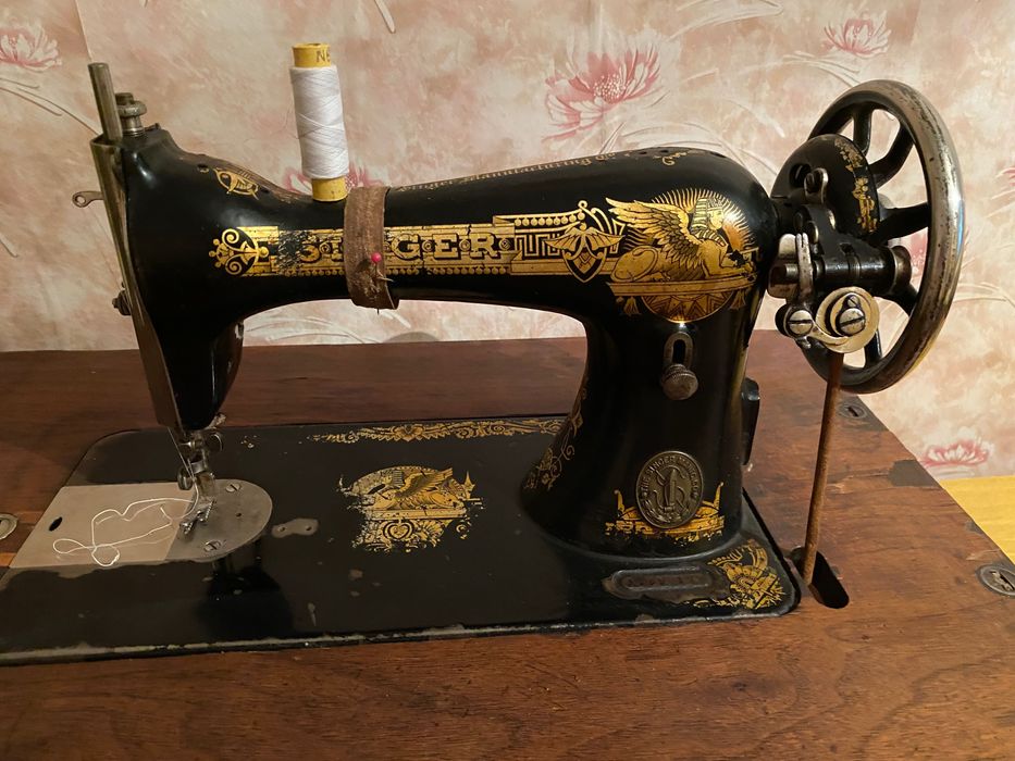 Швейна машинка Зінгер
