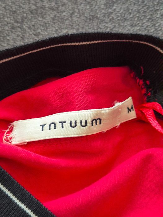 Sukienka Tatuum malinowa M