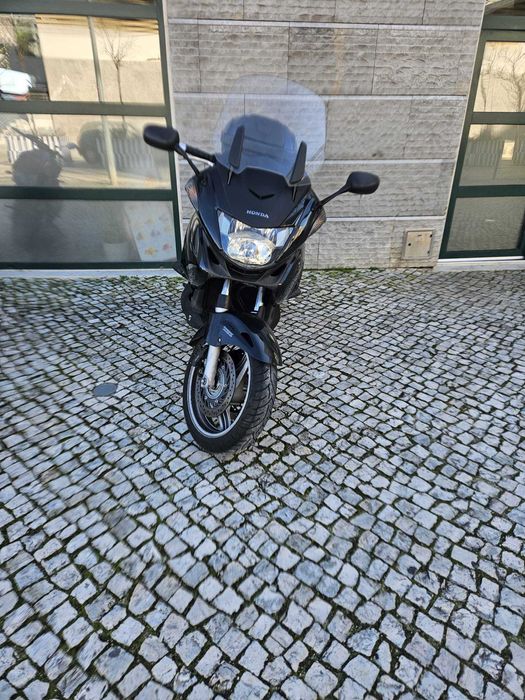 Vendo Honda Deauville 700 ABS