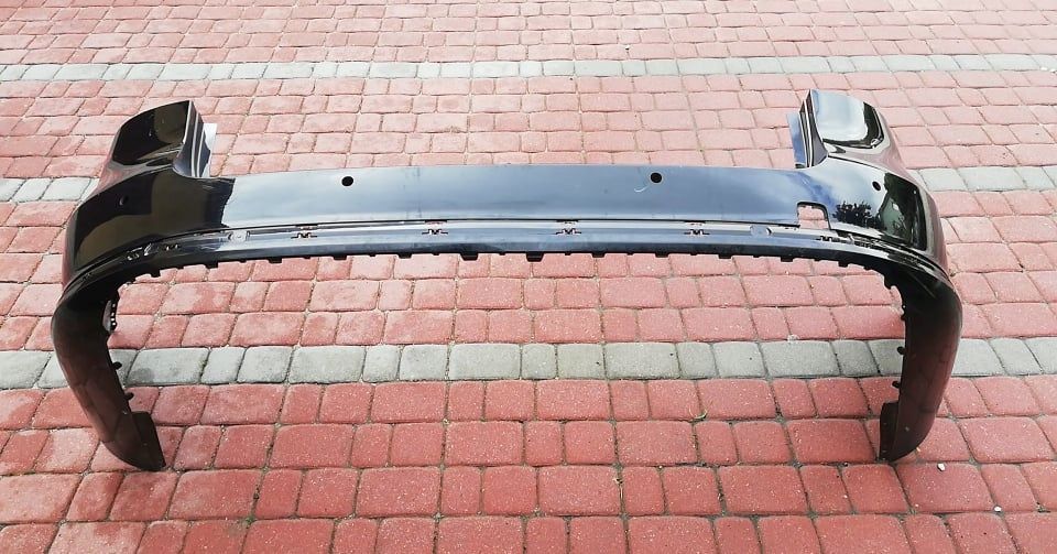 zderzak tylni tył tylny vw passat b7 kombi combi highline --2015 kolor