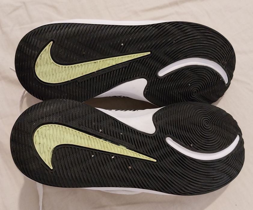 Sapatilhas de Basketball Nike tamanho 38