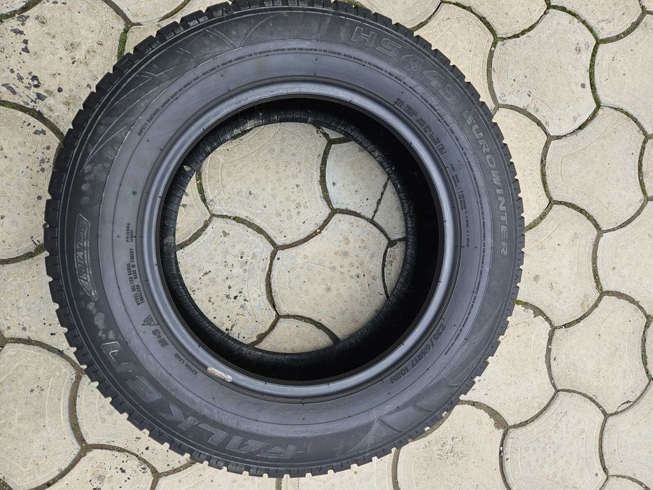 Шини 235/65 R17 Falken (Фалкен) 100$/2шт. зимова резина