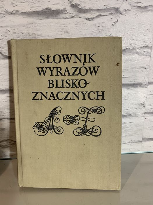 Słownik wyrazów bliskoznacznych