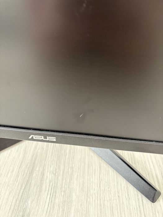 Монітор Asus 100Гц