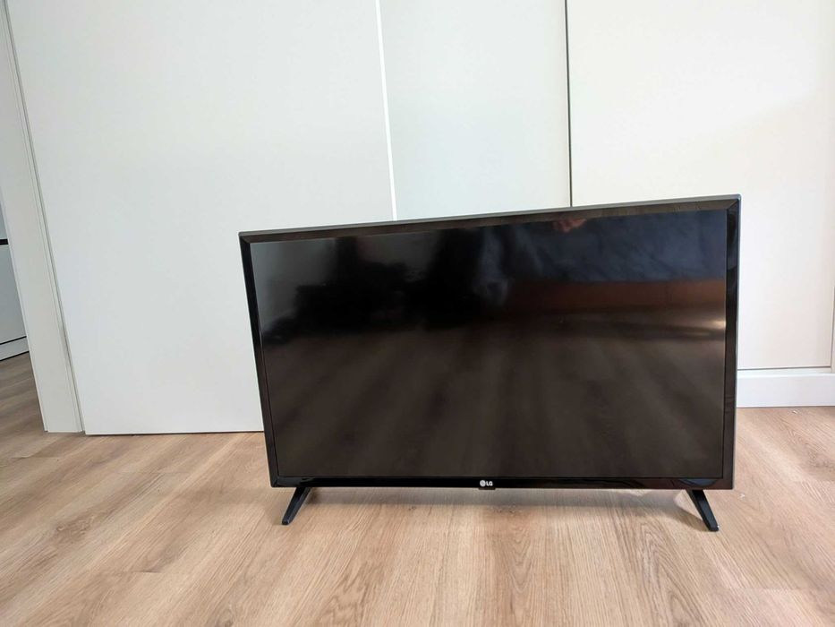 TV LG  - Televisão 32''