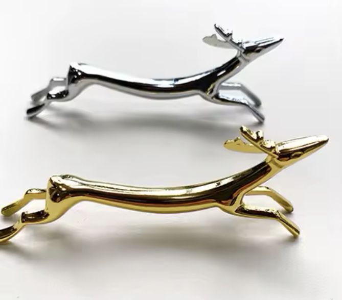 Jelonek renifer podstawka metalowe figurki złote minimalistyczne