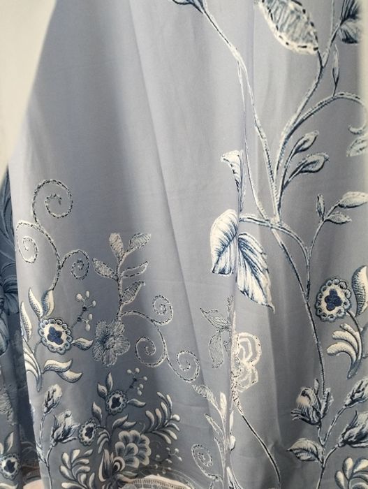 Vendo 3 vestidos nunca usados