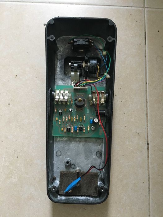 pedal wah wah Dunlop crybaby vintage