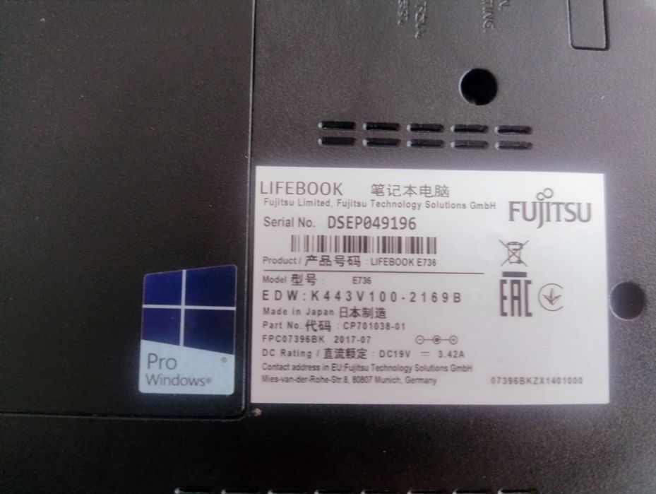 Ноутбук Fujitsu e736 9 годин АКБ ssd 128 hdd 250 13.3 дюйма