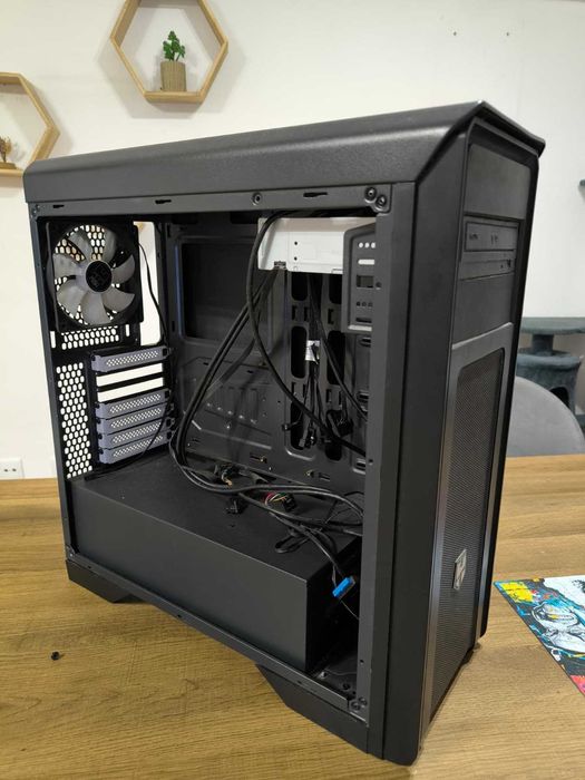 Caixa ATX NOX Hummer ZX com Janela