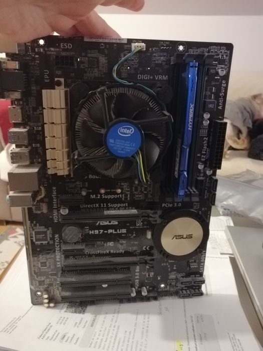 Motherboard Asus H97-Plus + i5 - 3.40 GHz