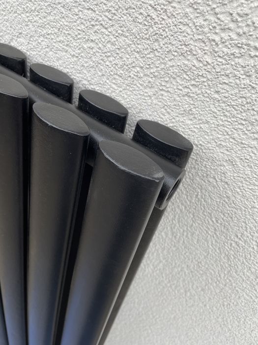 Топ цена! Вертикальный радиатор отопления Rimini II 8/1800 черный